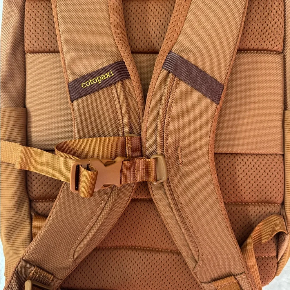 Cotopaxi Allpa 18L Daypack Whiskey